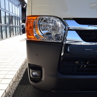 6275 8型ハイエース DX  2WD 2,000CC ガソリン車 4ナンバー 3/6人乗りのサムネイル