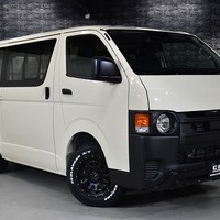 6347 8型ハイエース DX  2WD 2,000CC ガソリン車 4ナンバー 3/6人乗りのサムネイル