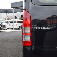 6334 8型ハイエース DX  2WD 2,000CC ガソリン車 4ナンバー 3/6人乗りのサムネイル