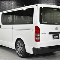 6203 8型ハイエース DX  2WD 2,000CC ガソリン車 4ナンバー 3/6人乗りのサムネイル