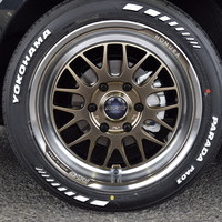 6334 8型ハイエース DX  2WD 2,000CC ガソリン車 4ナンバー 3/6人乗りのサムネイル