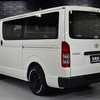 6347 8型ハイエース DX  2WD 2,000CC ガソリン車 4ナンバー 3/6人乗りのサムネイル