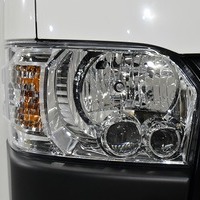 6183 8型ハイエース DX  2WD 2,000CC ガソリン車 4ナンバー 3/6人乗りのサムネイル