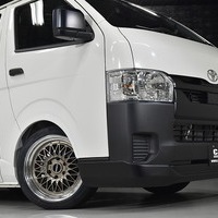 6183 8型ハイエース DX  2WD 2,000CC ガソリン車 4ナンバー 3/6人乗りのサムネイル