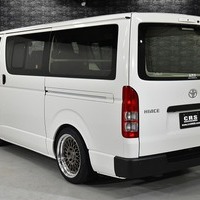 6183 8型ハイエース DX  2WD 2,000CC ガソリン車 4ナンバー 3/6人乗りのサムネイル