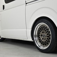 6183 8型ハイエース DX  2WD 2,000CC ガソリン車 4ナンバー 3/6人乗りのサムネイル