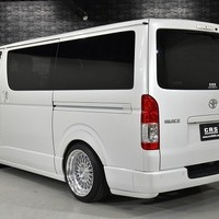 6505 令和4年式 ハイエース スーパーGL ダークプライムⅡ 2WD 2,800cc (ディーゼル車)  2/5人乗車  4.5万kmのサムネイル