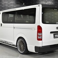 6207 8型ハイエース DX  2WD 2,000CC ガソリン車 4ナンバー 3/6人乗りのサムネイル