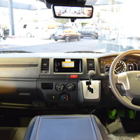 6349 8型ハイエース DX  2WD 2,000CC ガソリン車 4ナンバー 3/6人乗りのサムネイル