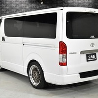 6475 令和6年式 ハイエース スーパーGL ダークプライムⅡ 2WD 2,800cc (ディーゼル車)  2/5人乗車  0.9万km　車検令和8年10月7日のサムネイル