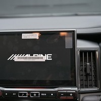 6470　【新車登録済み未使用車】改良後モデル 令和8年式 三菱 デリカD5 P 4WD 2,200㏄ ディーゼル車 走行距離14キロ 車検令和11年2月のサムネイル