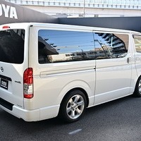 6499.令和5年式 ハイエース スーパーGL ダークプライムⅡ 2WD 2,000cc ガソリン車 走行2万キロ 検査1年付きのサムネイル