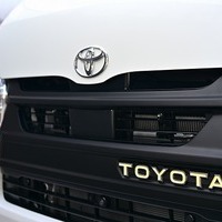 5736.令和7年式 ハイエース スーパーGL ダークプライムS 2WD 2,800cc ディーゼル車 走行3.6万キロ 車検令和9年6月のサムネイル