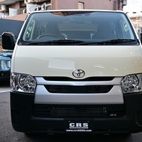 6151.令和8年式 ハイエースバン DX 2WD 2,000cc ガソリン車 走行9キロ 新車未登録のサムネイル