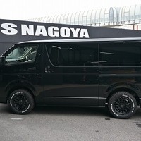 6281.令和8年式 ハイエースバン DX 2WD 2,000cc ガソリン車 走行7キロ 新車未登録のサムネイル