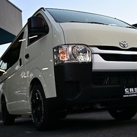 6151.令和8年式 ハイエースバン DX 2WD 2,000cc ガソリン車 走行9キロ 新車未登録のサムネイル