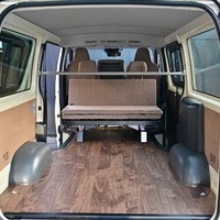 6151.令和8年式 ハイエースバン DX 2WD 2,000cc ガソリン車 走行9キロ 新車未登録のサムネイル