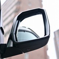 D6350.令和8年式 ハイエースバン DX 2WD 2,000cc ガソリン車 走行8キロ 新車未登録のサムネイル