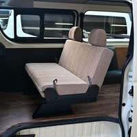 6151.令和8年式 ハイエースバン DX 2WD 2,000cc ガソリン車 走行9キロ 新車未登録のサムネイル