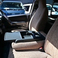 6328.令和8年式 ハイエースバン DX 2WD 2,000cc ガソリン車 走行9キロ 新車未登録のサムネイル