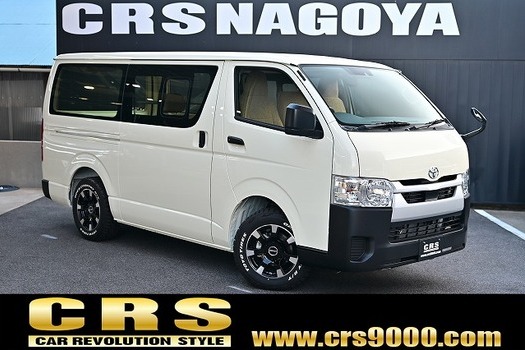 6151.令和8年式 ハイエースバン DX 2WD 2,000cc ガソリン車 走行9キロ 新車未登録のサムネイル