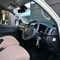 6151.令和8年式 ハイエースバン DX 2WD 2,000cc ガソリン車 走行9キロ 新車未登録のサムネイル