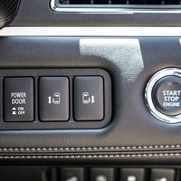 6455.令和8年式 デリカD:5 P 4WD 2,300㏄ ディーゼル車 走行12キロ 車検令和11年2月のサムネイル