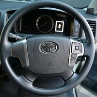 6151.令和8年式 ハイエースバン DX 2WD 2,000cc ガソリン車 走行9キロ 新車未登録のサムネイル