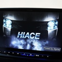 5437 令和7年式 ハイエース スーパーGL  2WD 2,000cc (ガソリン車)  3/6人乗車  0.3万km 車検令和9年7月30日のサムネイル