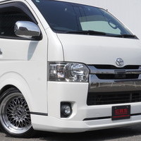 6223　令和2年式　ハイエース　スーパーGL　ダークプライムⅡ　2WD　2000cc　ガソリン車　5人乗り　13.9万kmのサムネイル