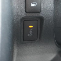 6624　令和7年式　ハイエース　スーパーGL　ダークプライムS　4WD　2800cc　ディーゼル車　5人乗り　1.4万kmのサムネイル