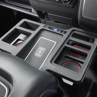 6624　令和7年式　ハイエース　スーパーGL　ダークプライムS　4WD　2800cc　ディーゼル車　5人乗り　1.4万kmのサムネイル