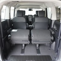 6470　【新車登録済み未使用車】改良後モデル 令和8年式 三菱 デリカD5 P 4WD 2,200㏄ ディーゼル車 走行距離14キロ 車検令和11年2月のサムネイル