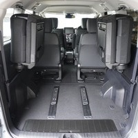 6470　【新車登録済み未使用車】改良後モデル 令和8年式 三菱 デリカD5 P 4WD 2,200㏄ ディーゼル車 走行距離14キロ 車検令和11年2月のサムネイル