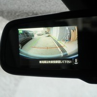 6470　【新車登録済み未使用車】改良後モデル 令和8年式 三菱 デリカD5 P 4WD 2,200㏄ ディーゼル車 走行距離14キロ 車検令和11年2月のサムネイル