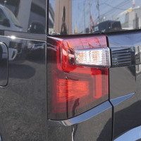 6456　令和8年式　デリカD:5　P　4WD　2200cc　ディーゼル車　登録済未使用　7人乗り　15kmのサムネイル