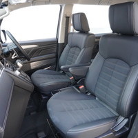 6456　令和8年式　デリカD:5　P　4WD　2200cc　ディーゼル車　登録済未使用　7人乗り　15kmのサムネイル