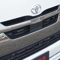 6498　令和5年式　ハイエース　スーパーGL　ダークプライムⅡ　2WD　2000cc　ガソリン車　5人乗り　2.8万kmのサムネイル