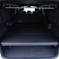 6498　令和5年式　ハイエース　スーパーGL　ダークプライムⅡ　2WD　2000cc　ガソリン車　5人乗り　2.8万kmのサムネイル