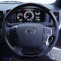 6498　令和5年式　ハイエース　スーパーGL　ダークプライムⅡ　2WD　2000cc　ガソリン車　5人乗り　2.8万kmのサムネイル