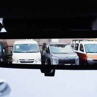 6498　令和5年式　ハイエース　スーパーGL　ダークプライムⅡ　2WD　2000cc　ガソリン車　5人乗り　2.8万kmのサムネイル