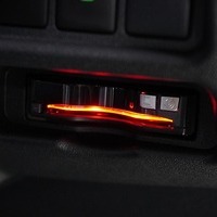 6587 令和5年式 ハイエース ワゴンGL   2WD 2,700cc (ガソリン車)  10人乗車  2.0万km 車検:令和8年11月23日のサムネイル