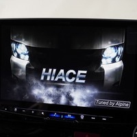 6587 令和5年式 ハイエース ワゴンGL   2WD 2,700cc (ガソリン車)  10人乗車  2.0万km 車検:令和8年11月23日のサムネイル