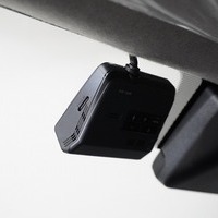 6587 令和5年式 ハイエース ワゴンGL   2WD 2,700cc (ガソリン車)  10人乗車  2.0万km 車検:令和8年11月23日のサムネイル