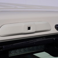 6152　【内装架装車クラシックギアDX】令和8年式　ハイエースバン　DX　2WD　2,000㏄　ガソリン車　走行11キロ　新車未登録のサムネイル