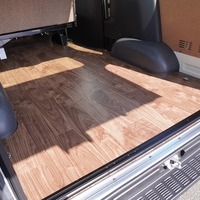 6152　【内装架装車クラシックギアDX】令和8年式　ハイエースバン　DX　2WD　2,000㏄　ガソリン車　走行11キロ　新車未登録のサムネイル