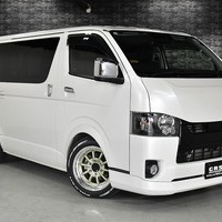6586 令和3年式 ハイエース スーパーGL   2WD 2,000cc (ガソリン車)  2/5人乗車  3.8万km　のサムネイル
