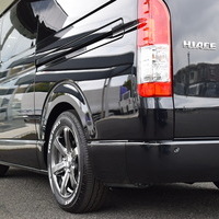 6267　8型ハイエース ダークプライムS 2WD 2800cc ディーゼル車 2/5人乗り ブラックマイカのサムネイル