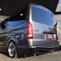 6635　平成30年式 ハイエースバン ワイドボディ ダークプライム　2WD 2,700cc ガソリン車 5人乗り 3.8万kmのサムネイル