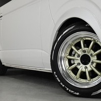 6586 令和3年式 ハイエース スーパーGL   2WD 2,000cc (ガソリン車)  2/5人乗車  3.8万km　のサムネイル